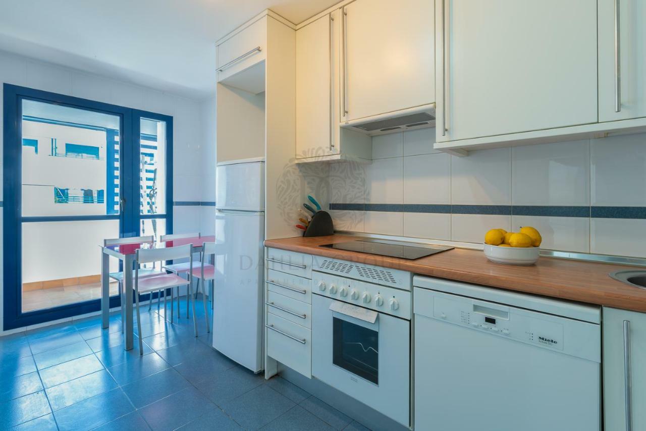Vista Africa Beach Apartment By Dahlia Group Естепона Екстер'єр фото